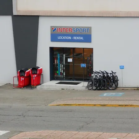 Belle T2 Neuf Et En Plein Centre *