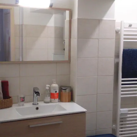 Appartamento Belle T2 Neuf Et En Plein Centre *