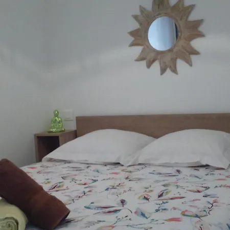 Belle T2 Neuf Et En Plein Centre Apartament *